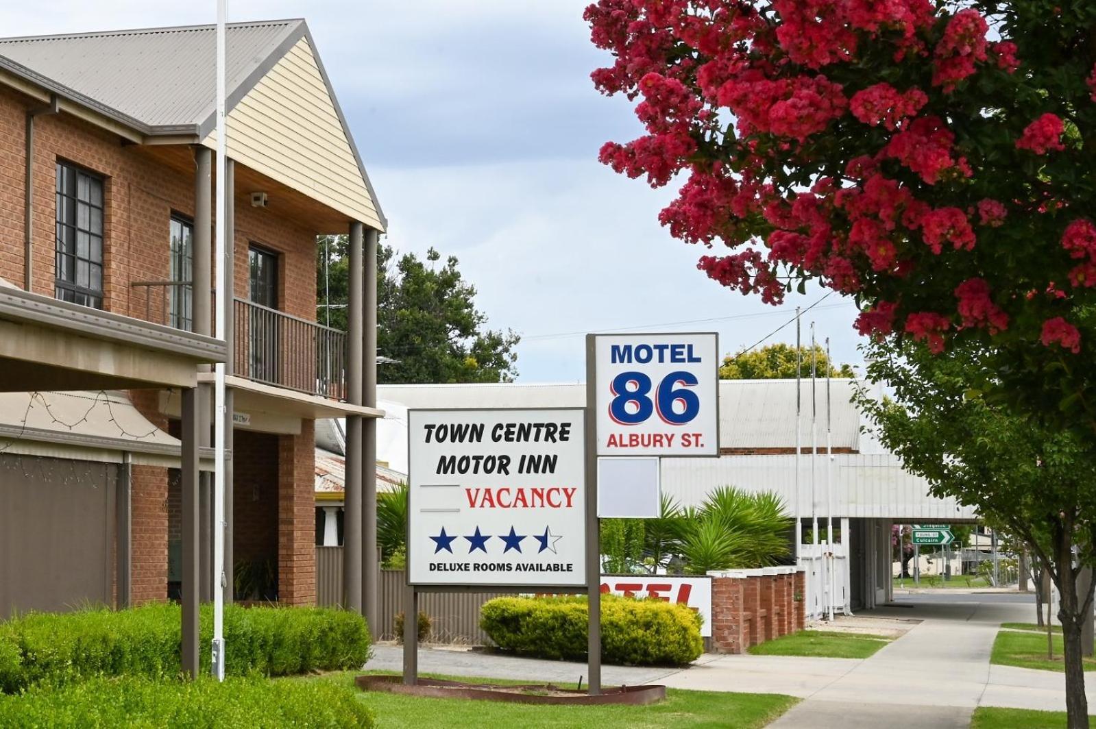 Holbrook Town Centre Motor Inn Eksteriør billede